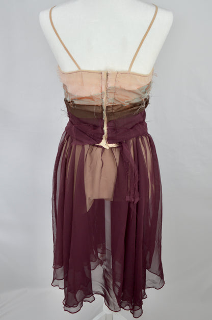 831